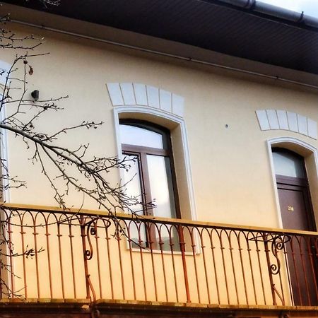 Lovelystay Oldtown Studio Braşov Exterior foto